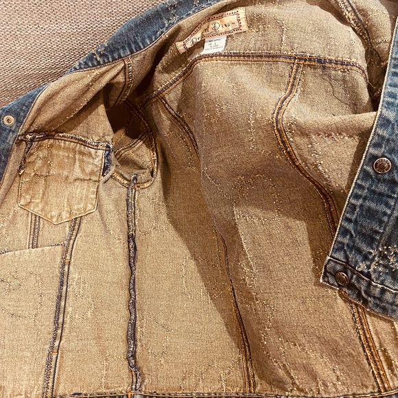 STITCHED DENIM JACKET - Picture 7 of 10